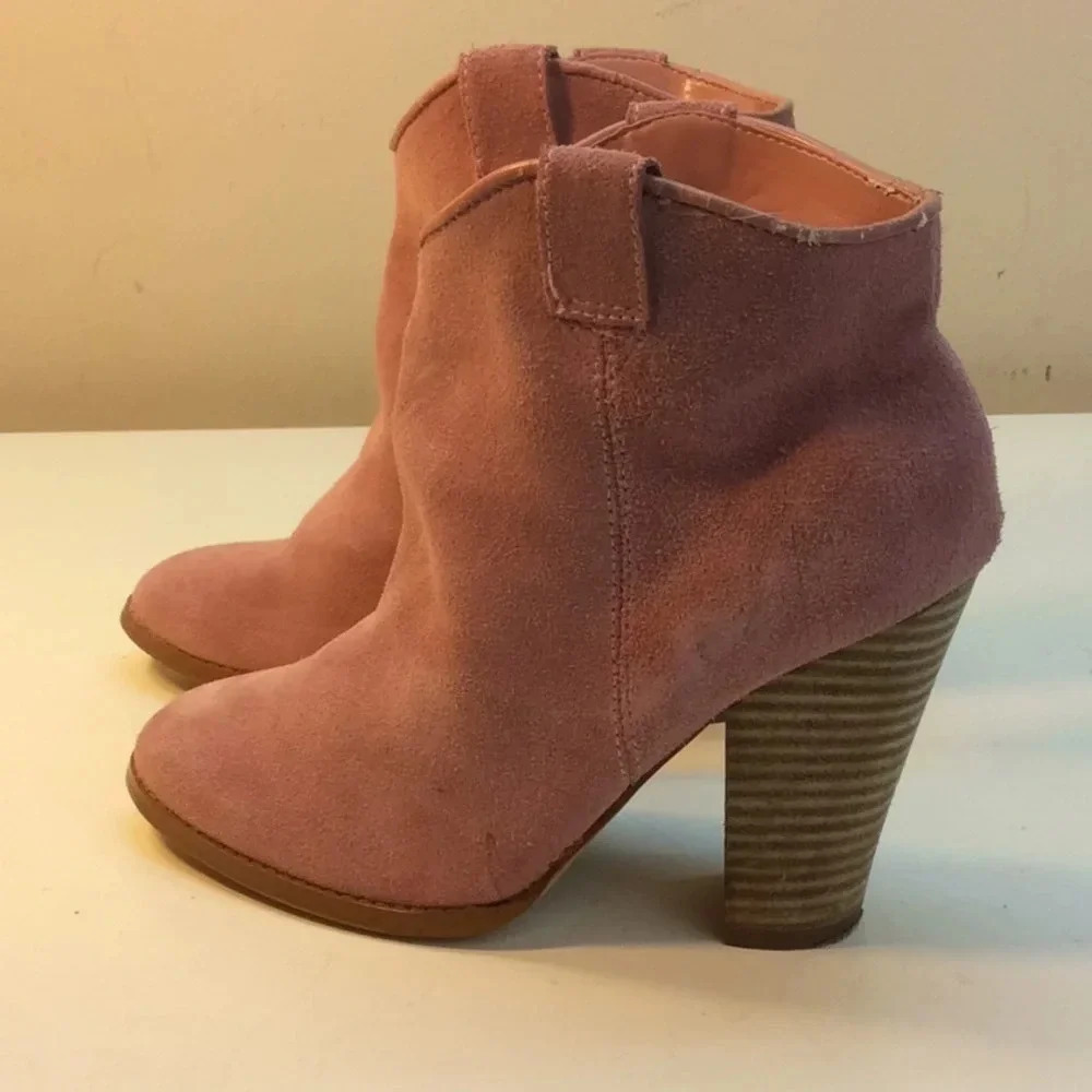 Colin Stuart Pink Suede Booties Size 7
